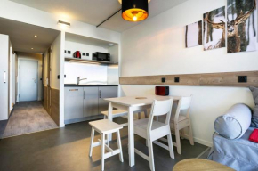 Studio cosy Arc 2000